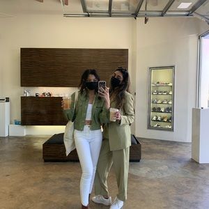 Meet your Posher, Annisa